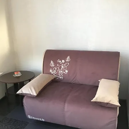 Apartment Armeiskiy *